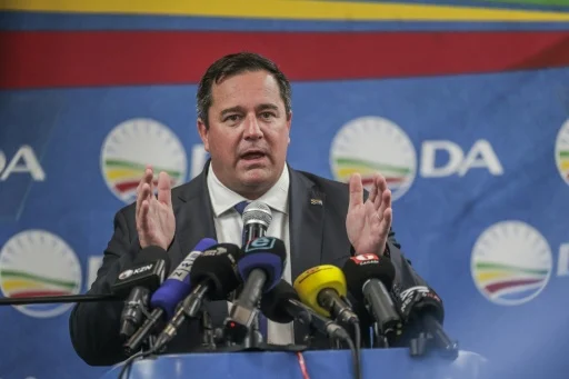 DA leader asks Ramaphosa to remove John Steenhuisen from cabinet