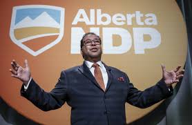 Nenshi trails Smith as Alberta poll points to fading enthusiasm