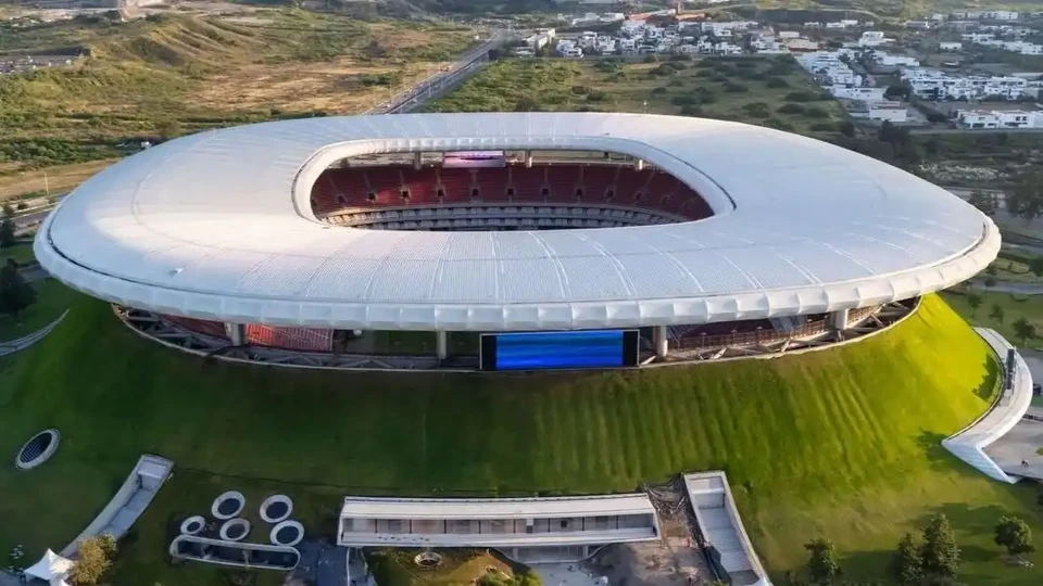 چرا SoFi Stadium در یک بازی فیفا «Los Angeles Stadium» خوانده شد