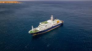 MV Hondius پس از شیوع مرگبار هانتاویروس به سمت جزایر قناری می‌رود