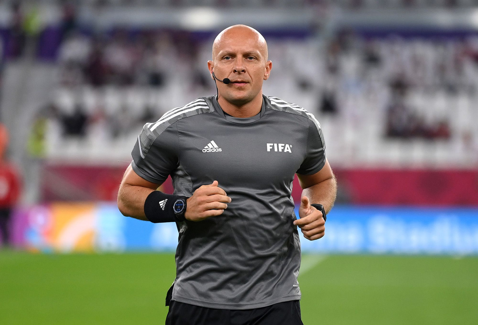 Szymon Marciniak : l'arbitre des plus grandes finales, prêt pour la Coupe du monde 2026