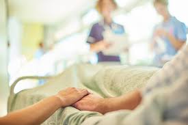Hausse marquée des hospitalisations pour maladies respiratoires au Canada alors que la couverture vaccinale recule