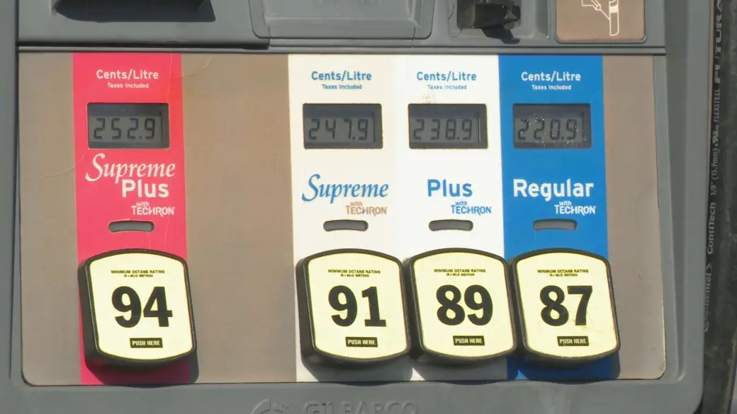 Accord États-Unis–Iran : le carburant pourrait baisser, mais factures et taux mettront plus de temps