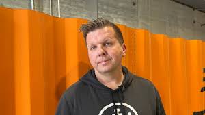 Un constructeur de piscines du Manitoba accusé de fraude vend sous un nouveau nom