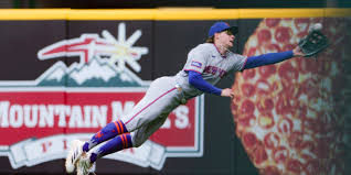 Le plongeon de Carson Benge en 9e scelle la victoire en série des Mets contre les Angels