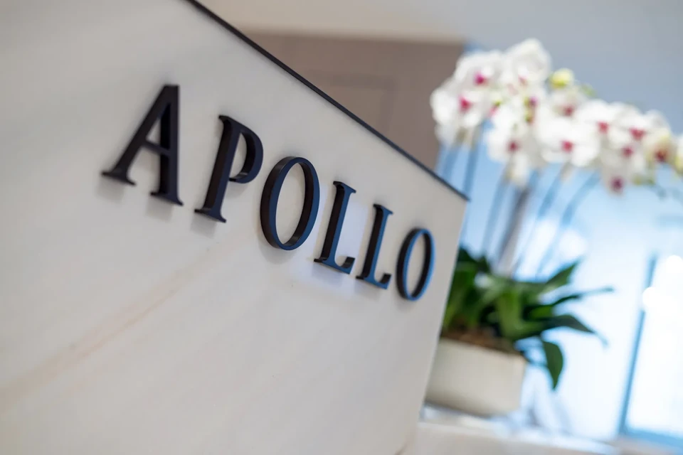 Apollo plafonne les rachats d’un fonds de crédit privé de détail après un bond des demandes de sortie
