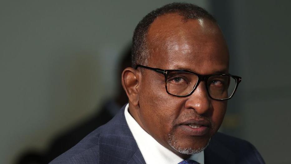 Le ministre kenyan de la Santé suspend un centre Ebola soutenu par les États-Unis après un reproche judiciaire